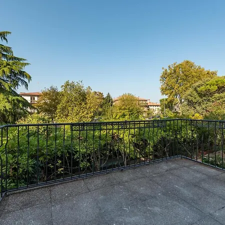 Casa Delle Stelle בית הארחה