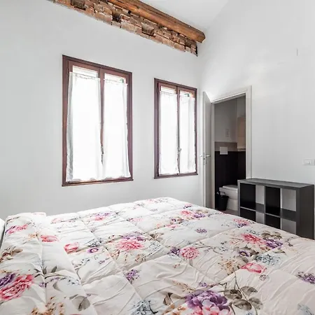 בית הארחה Casa Delle Stelle 3*